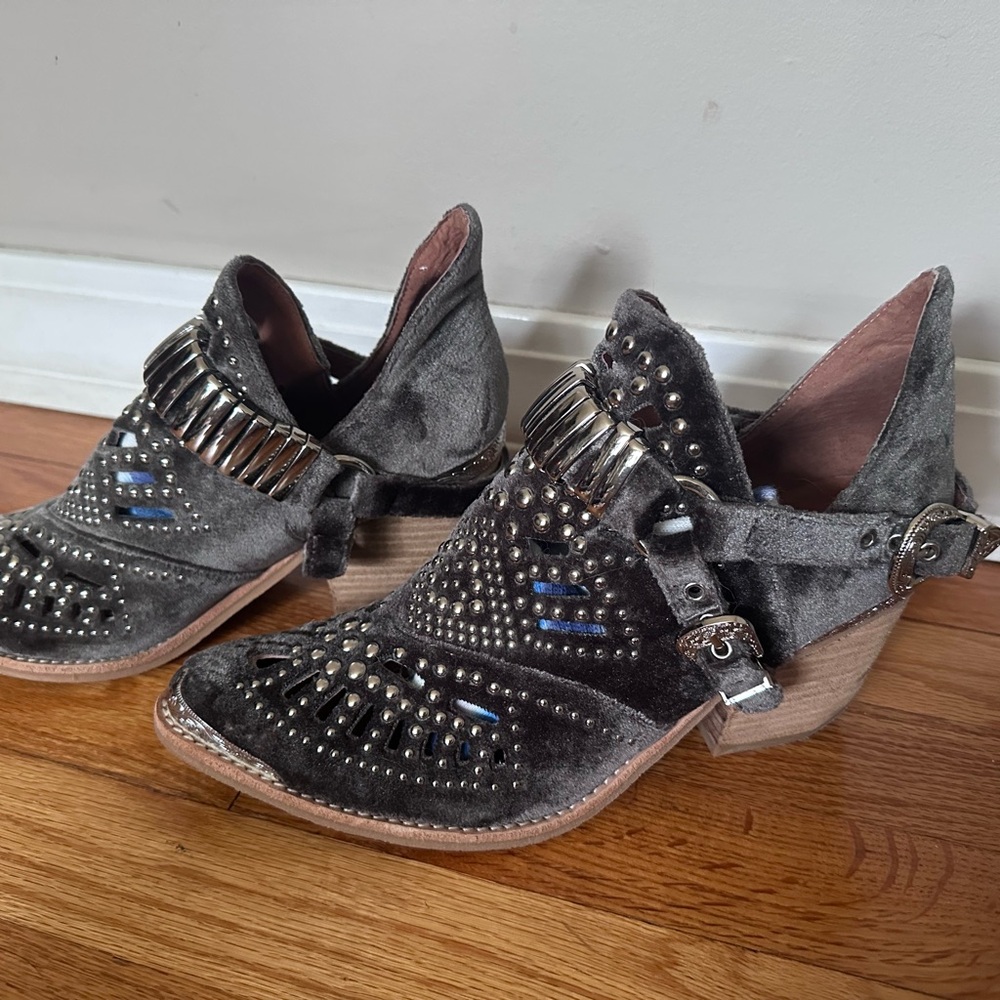 Jeffery Campbell Calhoun booties Size 8 1/2